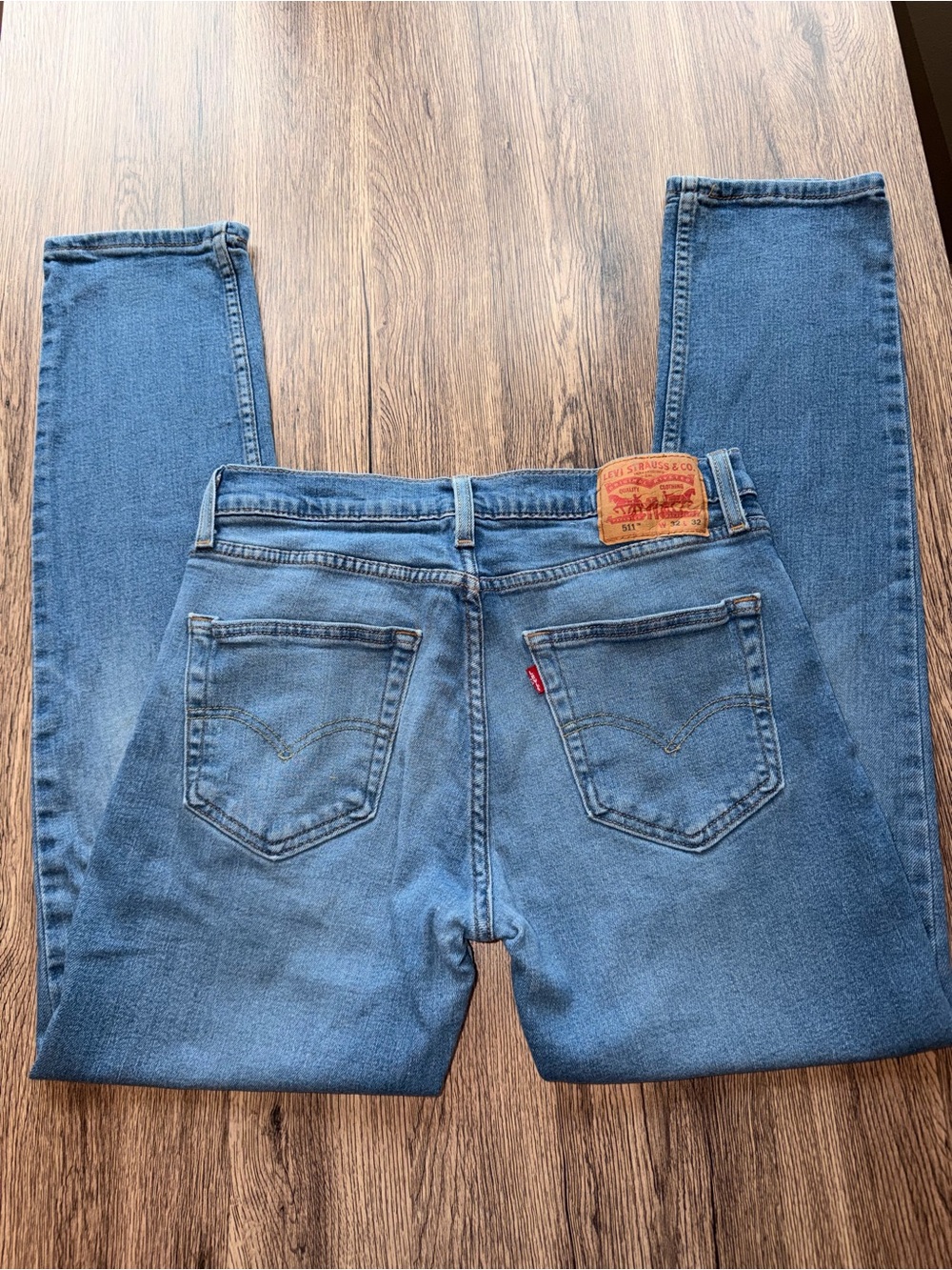 Levi's Men's Skinny Jeans in Medium Blue Wash
